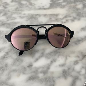 illesteva glasses black frame rose lens